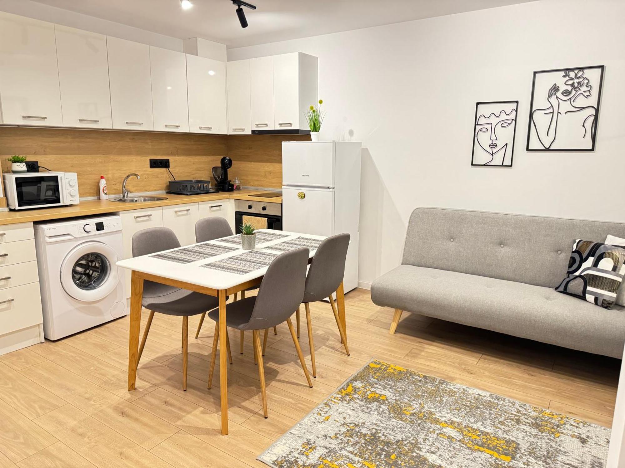 Art Home 부르가스 외부 사진
